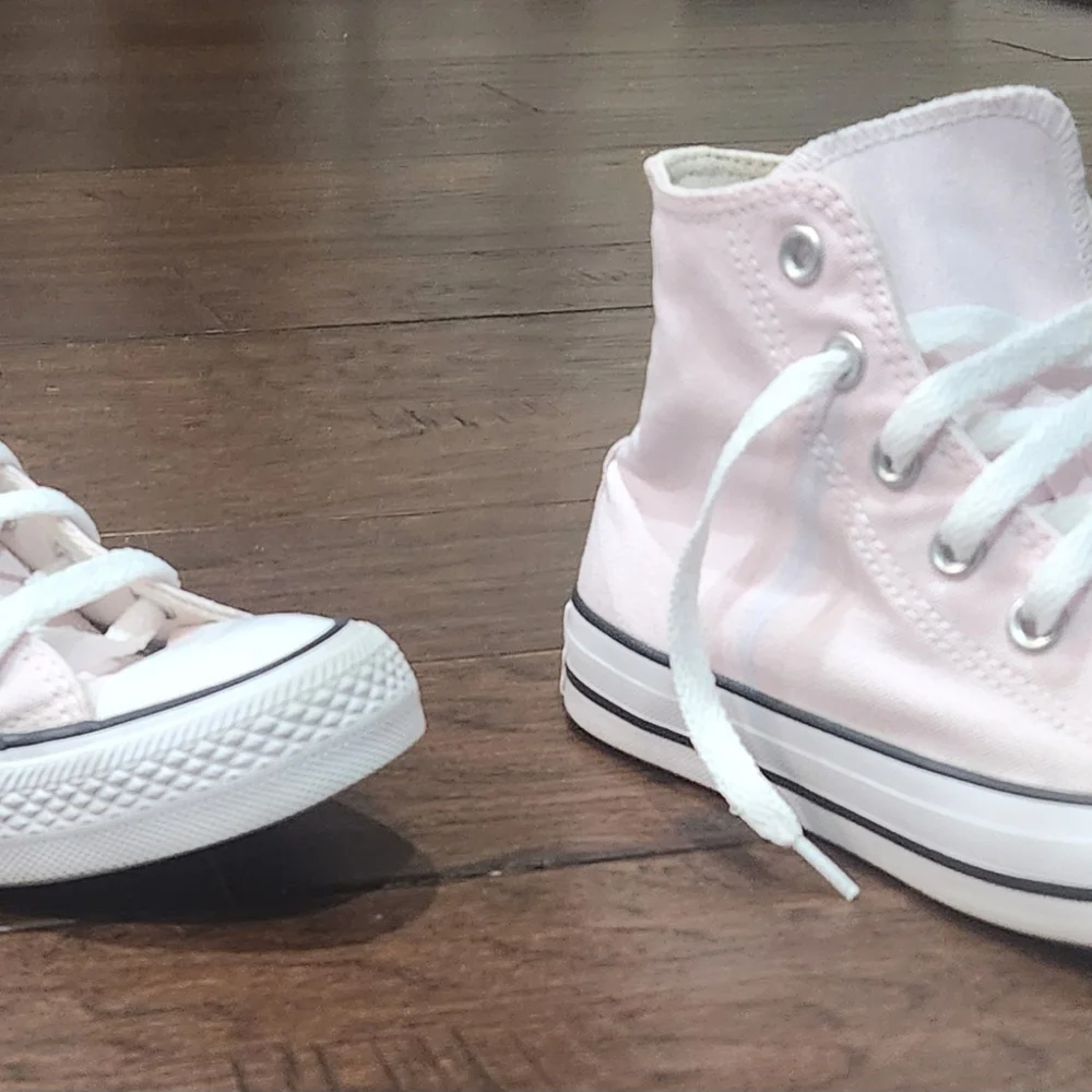 Converse Women's Light Pink High-Top Sneakers - Picture 2 of 3
